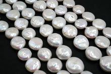 Load image into Gallery viewer, Freshwater Pearl Poppy Baroque Creo Hole White 38 cm