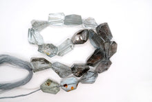 Load image into Gallery viewer, (M/L) モスアクアマリン ファセット タンブルカット 21cm