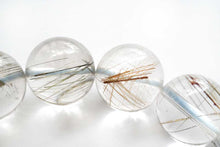 Load image into Gallery viewer, (2pc)シルバールチルインクォーツ 丸玉 ルチル