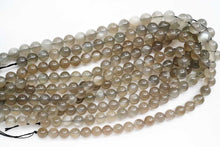 画像をギャラリービューアに読み込む, (半連/1連)セイロンムーンストーン 丸玉 スリランカ産 1mm穴