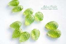 画像をギャラリービューアに読み込む, (#26-#59)アフガニスタン産 ペリドット ペアルース 3pcs 4pc 穴あき