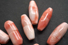 Load image into Gallery viewer, (A-D)ピンク珊瑚 クラスプ 筒型