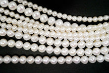 Load image into Gallery viewer, Freshwater Pearl Poppy Baroque Creo Hole White 38 cm