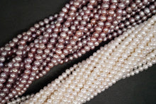 Load image into Gallery viewer, Freshwater Pearl Poppy Baroque Creo Hole White 38 cm