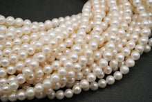 画像をギャラリービューアに読み込む, 5/28 淡水パール 白 有核 37cm セミラウンド