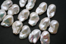 画像をギャラリービューアに読み込む, (ペア #9-19)高品質 淡水パール ホワイト オイスターバロック 穴無し ルース