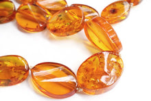 Load image into Gallery viewer, (半連/1連)バルチックアンバー 70cm ネックレス 琥珀 オーバル アンバー