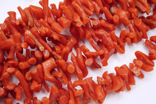 Load image into Gallery viewer, (1/4 strand, half strand, 1 strand) Gem quality Natural color