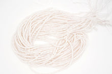 Load image into Gallery viewer, (1 row 43 cm) High quality Kochi natural color peach coral Yatara beads + round ball peach coral