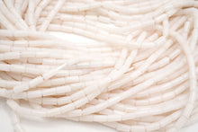 Load image into Gallery viewer, (1 row 43 cm) High quality Kochi natural color peach coral Yatara beads + round ball peach coral