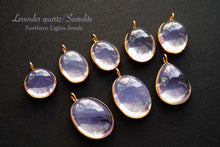 Load image into Gallery viewer, (#36-42)宝石質 ラベンダークォーツ スコロライト 銀製 ヴェルメイユ ペントップ