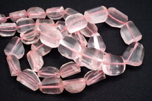 Load image into Gallery viewer, (半連/1連) 宝石質 マダガスカル産 ローズクォーツ 40cm ファセットタンブル