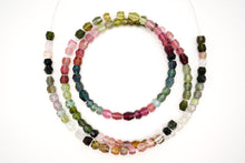 画像をギャラリービューアに読み込む, (半連/1連)マルチカラー トルマリン ファンシーカット 38cm