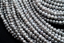 Load image into Gallery viewer, Freshwater Pearl Poppy Baroque Creo Hole White 38 cm