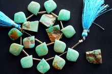 Load image into Gallery viewer, (2/10pcs)アリゾナ産 ターコイズ リーフシェイプ