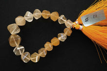 Load image into Gallery viewer, (1 row 18 cm 32 grains) High quality large malachite smooth rondel 7-10.5 x 5.8 mm