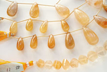 Load image into Gallery viewer, (1 row 18 cm 32 grains) High quality large malachite smooth rondel 7-10.5 x 5.8 mm