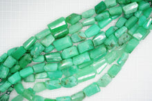 Load image into Gallery viewer, クリソプレーズ 18cm ファセット タンブルカット