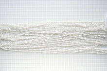 Load image into Gallery viewer, ホワイトオパール 3.1mm ラウンドカット(丸玉)