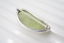 画像をギャラリービューアに読み込む, 8/20(#39-41)宝石質 プレナイト ラブラドライト 銀製 ブローチ 銀製フレーム