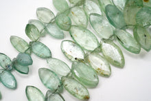 画像をギャラリービューアに読み込む, (半連/1連)ミント カイヤナイト 22cm スライス マーキスカット