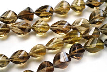 Load image into Gallery viewer, (半連/1連)オリーブクォーツ ツイステッド ドロップ 貫通穴