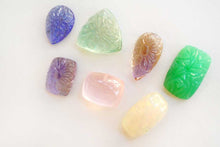 画像をギャラリービューアに読み込む, (#65-76)宝石質 ジェムストーン 上部片穴 カービング カボション ルース