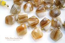 Load image into Gallery viewer, (10pc)上質 イエローブラウン バンデッドオパール リーフシェイプ