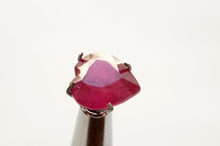 画像をギャラリービューアに読み込む, (1粒売り)天然ルビー ルース ハートシェイプ ファセットカット 9.5-10mm 穴無し - Northern Lights Jewels