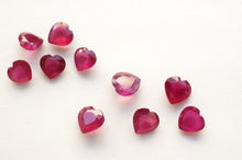 画像をギャラリービューアに読み込む, (1粒売り)天然ルビー ルース ハートシェイプ ファセットカット 9.5-10mm 穴無し - Northern Lights Jewels