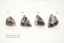 画像をギャラリービューアに読み込む, 7/28(粒売り)【模様はっきり】(ファンシーシェイプ) デンドライトアゲート カボション 上部穴あき