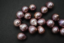 Load image into Gallery viewer, (Random 1 grain sold) High quality freshwater pearl Edison pearl baroque natural color purple pink creo hole