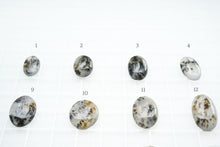 画像をギャラリービューアに読み込む, 8/25(粒売り)【模様はっきり】(オーバル)デンドライトアゲート カボション 上部穴あき