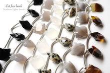 Load image into Gallery viewer, (2/10) High quality white onyx cat face carving beads