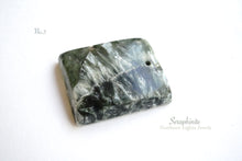 Load image into Gallery viewer, (16-17 grains) Pietersite slice cut