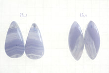 Load image into Gallery viewer, Special price! (Grain Selling) Dendrite Agate Cabochon Perforated Top