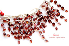 画像をギャラリービューアに読み込む, (2列/1連)宝石質 ガーネット ダブルホール 2つ穴 ペアシェイプ ルースカット