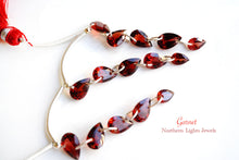 画像をギャラリービューアに読み込む, (2列/1連)宝石質 ガーネット ダブルホール 2つ穴 ペアシェイプ ルースカット