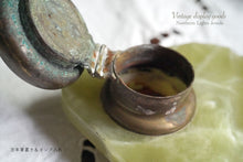 画像をギャラリービューアに読み込む, フランスヴィンテージ 万年筆置き&インク入れ 大理石×真鍮製 ディスプレイ用品