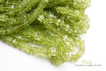 画像をギャラリービューアに読み込む, (1連200粒)ペリドット ヘイシビーズ/スクエアロンデル