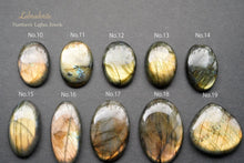 画像をギャラリービューアに読み込む, (No.10-19)宝石質 ゴールド ラブラドライト カボション