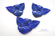 Load image into Gallery viewer, (180 grains or more per row) Small lapis lazuli button cut 2.5 x 1.5 mm
