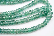 画像をギャラリービューアに読み込む, （半連/1連）グリーンカイヤナイト　40cm　ファセットロンデル　ボタンカット

