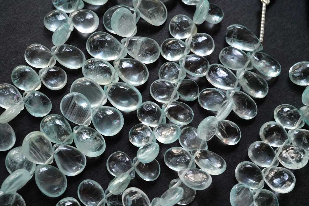 (6/7 beads per row) [Dark color] Gem quality large aquamarine pear shape cut beads