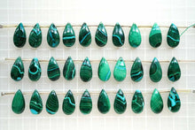 Load image into Gallery viewer, (1 row 18 cm 32 grains) High quality large malachite smooth rondel 7-10.5 x 5.8 mm
