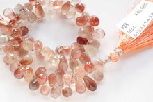 Load image into Gallery viewer, (19-22 grains per row) Fine Oregon Sunstone Rough Drop Beads
