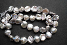 Load image into Gallery viewer, (1 row 41cm) Freshwater pearl center hole poppy baroque gray @ 32 yen
