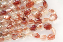 Load image into Gallery viewer, (19-22 grains per row) Fine Oregon Sunstone Rough Drop Beads
