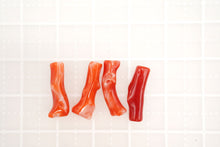 画像をギャラリービューアに読み込む, （4本セット）高知沖産　赤枝珊瑚　ペアルース　上部片穴　コーラル　珊瑚
