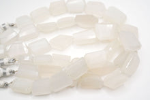 画像をギャラリービューアに読み込む, ホワイトムーンストーン　18cm　ファセット　タンブルカット
